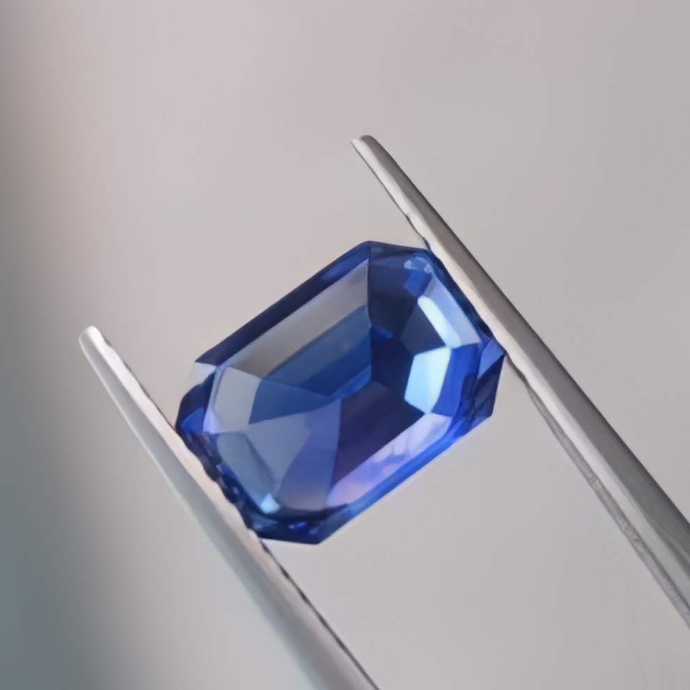 Royal Blue Sapphire 3ct Emerald Cut