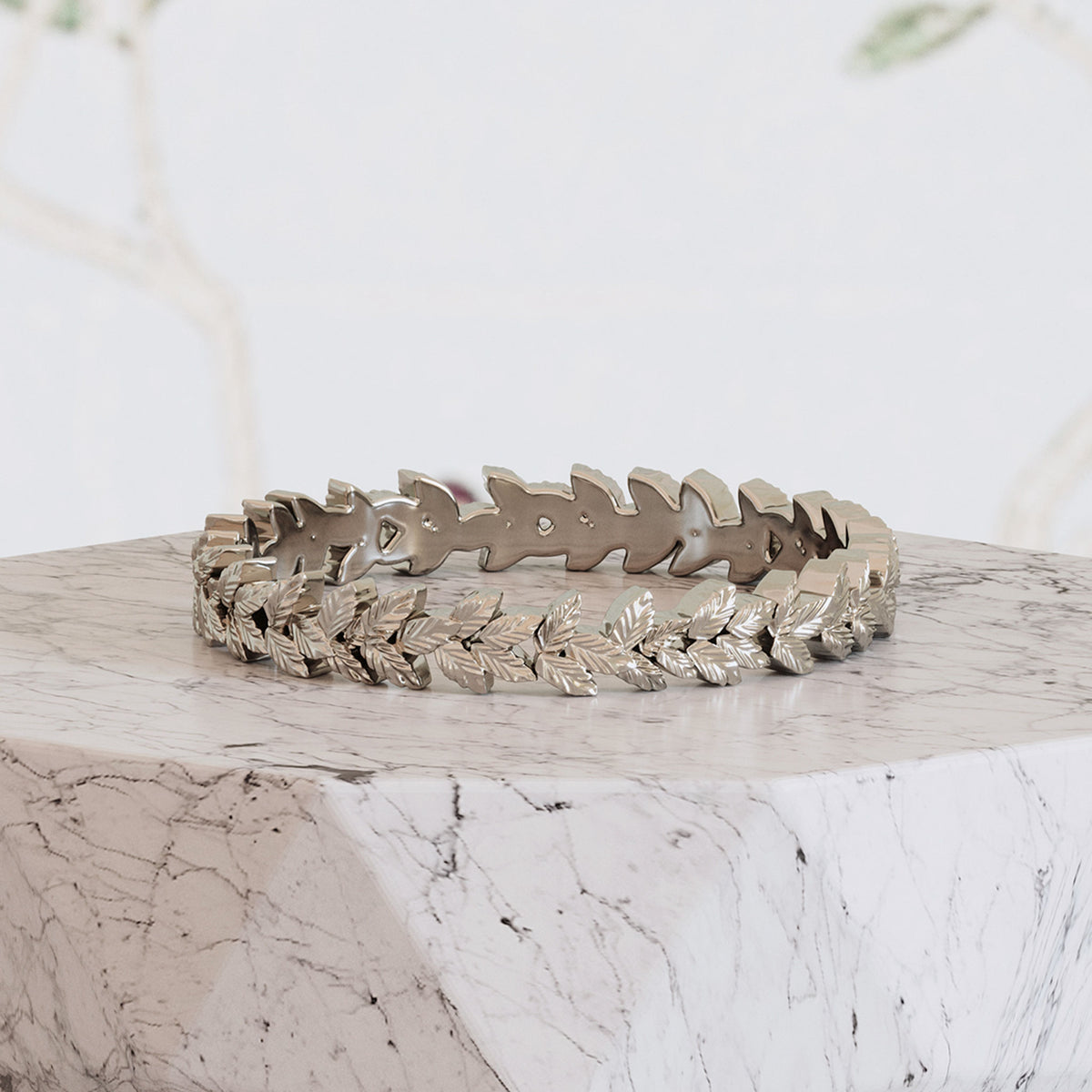 Laurel Leaf Ring Nature Inspired Wedding Band 18k White Gold