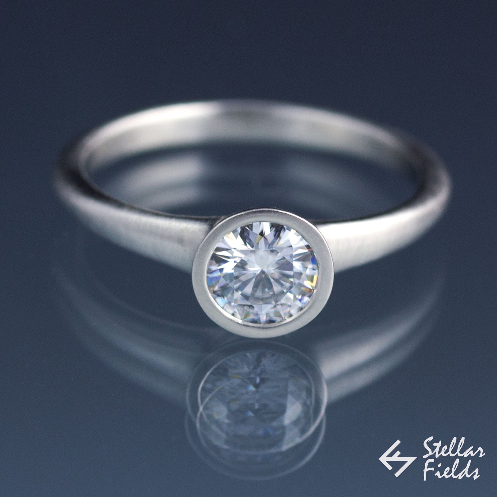 Round Diamond Full Bezel Set Engagement Ring - VS2/G (0.5CT) - Stellar Fields