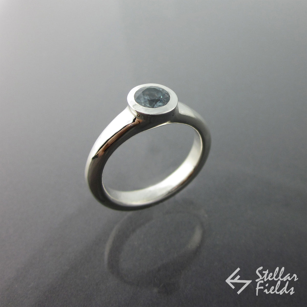 5mm Round Green Montana Sapphire Modern Full Bezel Engagement Ring in White Gold Platinum
