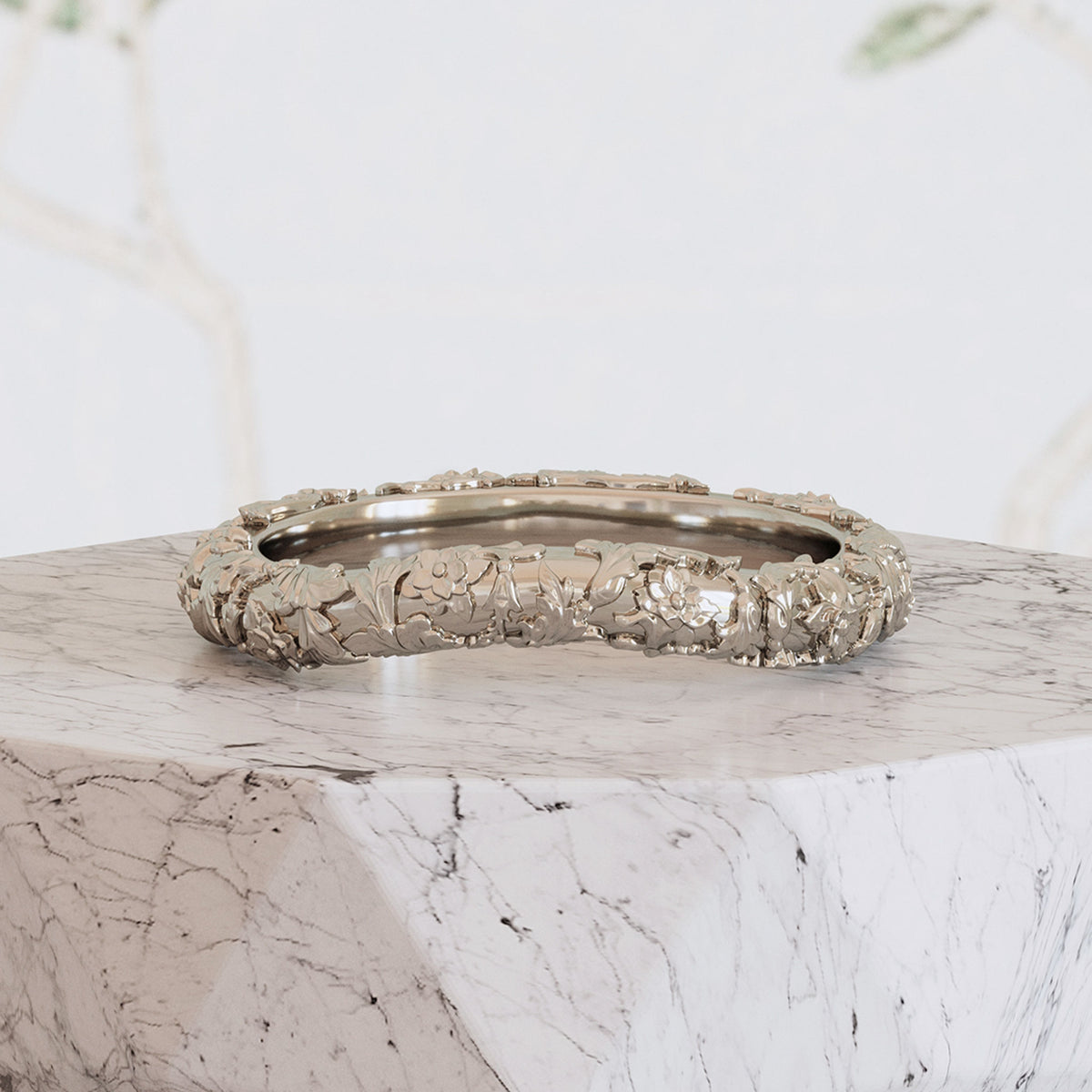 Vintage Inspired Wedding Ring Engraved Flowers Shadow Ring Platinum